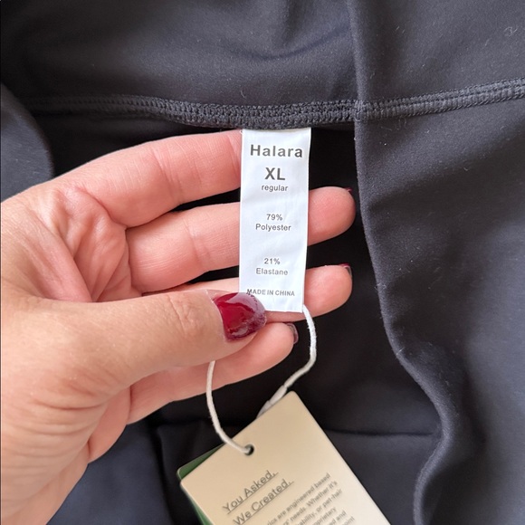 NEW- Halara HaloTek Air Black Legging Pant - Picture 4 of 8